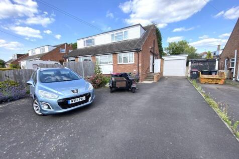 3 bedroom chalet for sale