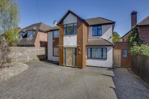 5 bedroom detached house for sale