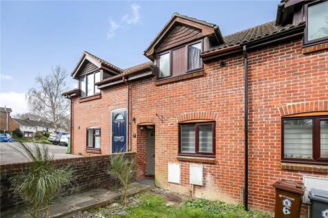 Manor Close, Winchester, Hampshire, SO23 1 bed house for sale