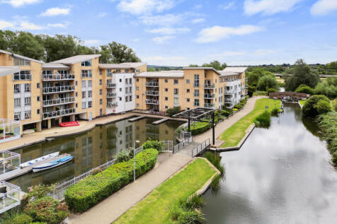 Lockside Marina, Chelmsford 2 bed flat for sale