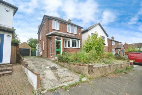 Charles Street, Epping 3 bed detached house for sale