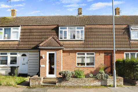 Cornwall Crescent, Chelmsford 4 bed terraced house for sale