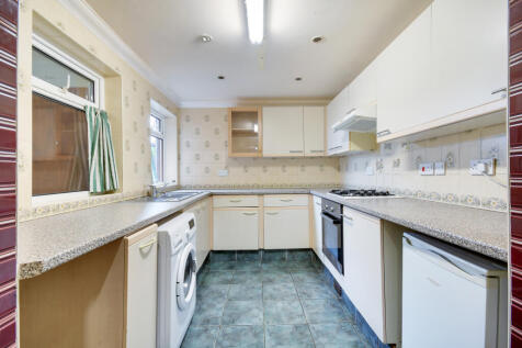 Cornwall Crescent, Chelmsford 4 bed terraced house for sale