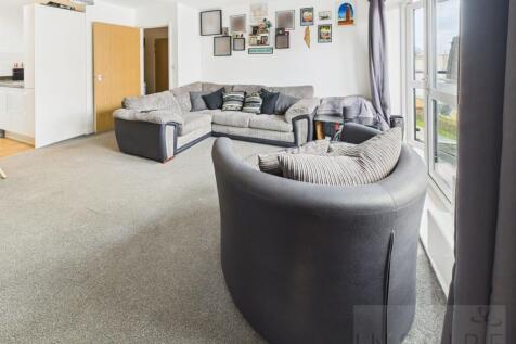 West Green Drive, Crawley RH11 1 bed apartment for sale