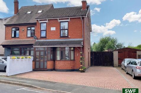 Church Road, Bradmore, Wolverhampton 4 bed semi