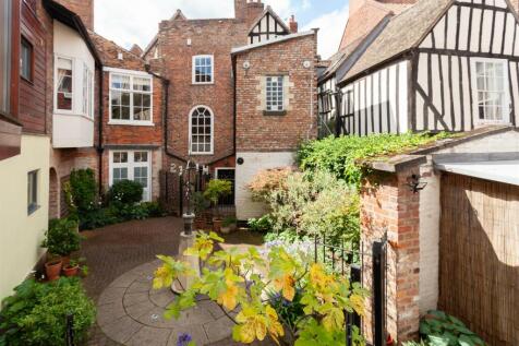Blake Mews, York 2 bed terraced house for sale