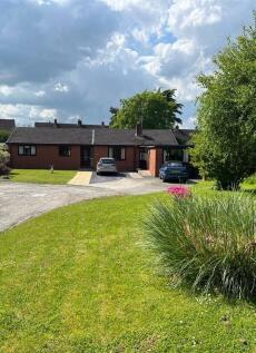 Eastwood Gardens, Off Mount Bradford... 4 bed detached bungalow for sale