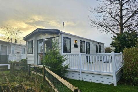 Llanrug, Caernarfon 2 bed property for sale