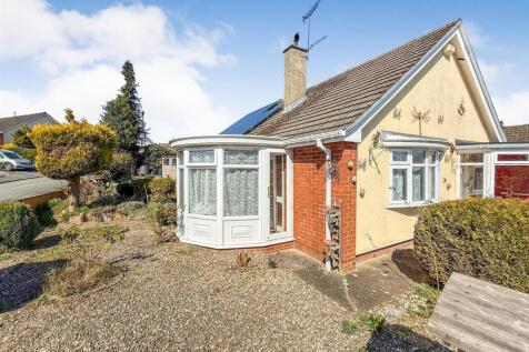 Nant Lane, Morda 3 bed detached bungalow for sale