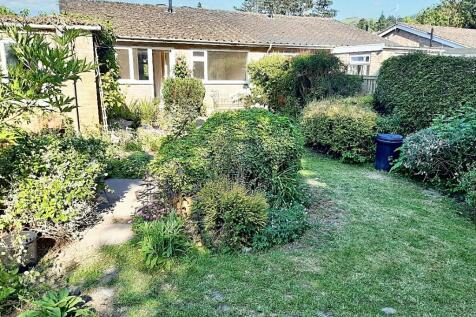 Stretton Farm Road, Church Stretton SY6 3 bed semi