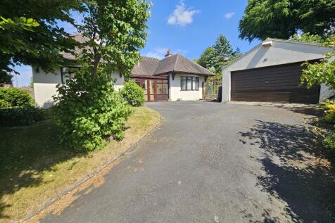 3 bedroom detached bungalow for sale