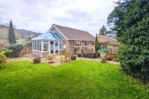 Stretton Farm Road, Church Stretton SY6 2 bed detached bungalow for sale