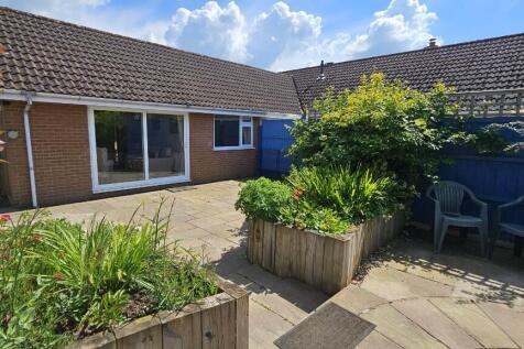 2 bedroom bungalow for sale