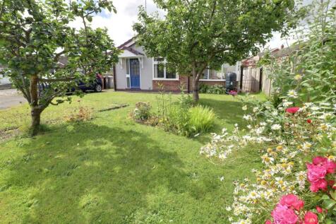 Tilstone Close, Hough, Crewe 2 bed detached house for sale