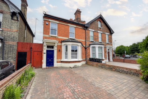 Pelham Road, Gravesend, DA11 0HW 5 bed semi