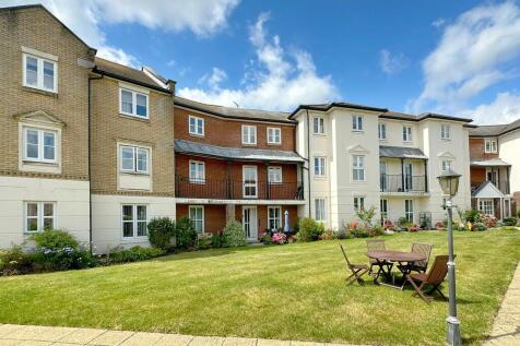 Bucklers Court, Lymington SO41 1 bed apartment for sale