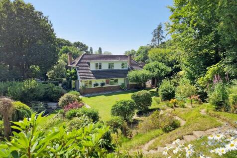Brickfield Lane, Walhampton... 3 bed detached house for sale