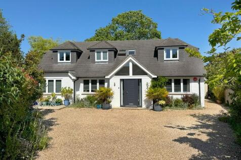 Daniells Close, Lymington SO41 4 bed detached house for sale