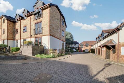 Slade Court, Watling Street, Radlett WD7 1 bed retirement property for sale