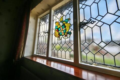 The Avenue, Radlett WD7 5 bed detached house for sale