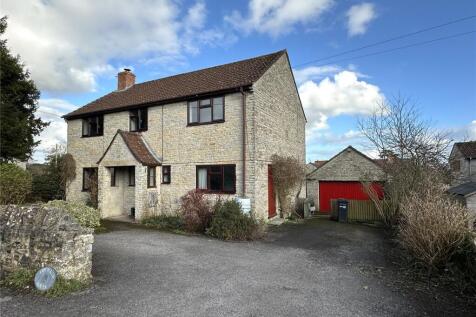 6 bedroom detached house for sale