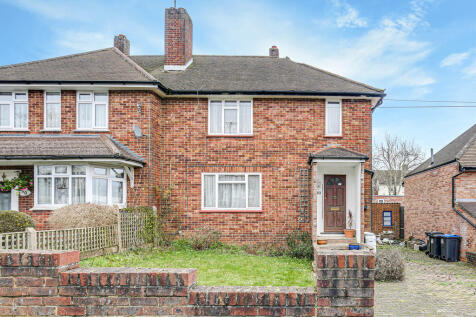 Richmond Road, Coulsdon CR5 3 bed semi