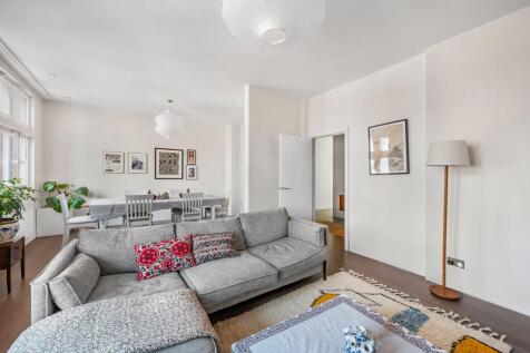 Gordon Mansions, Torrington Place... 4 bed flat for sale
