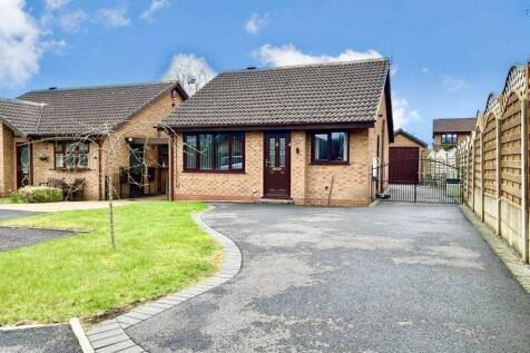 2 bedroom detached bungalow for sale