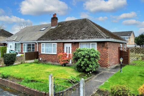 2 bedroom semi-detached bungalow for sale