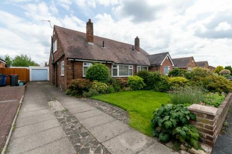 3 bedroom semi-detached bungalow for sale