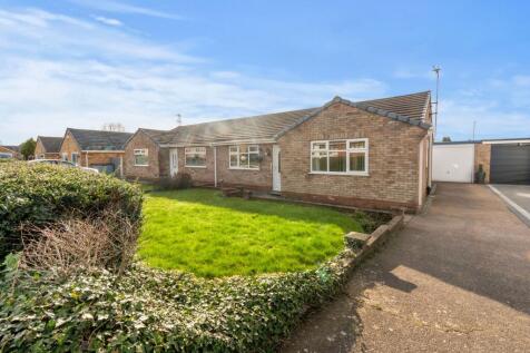 3 bedroom semi-detached bungalow for sale