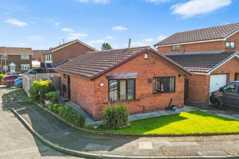 Dundee Close, Fearnhead, WA2 2 bed detached bungalow for sale