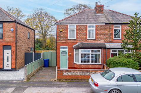 2 bedroom semi-detached house for sale