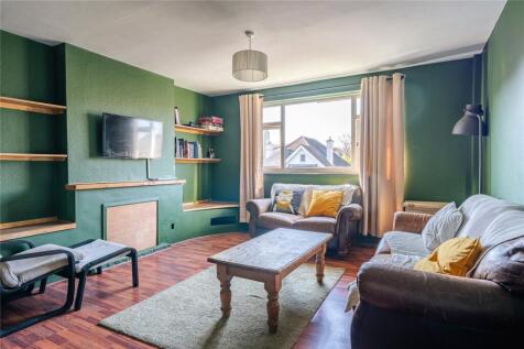 Oakdale Road, London, SW16 3 bed apartment for sale