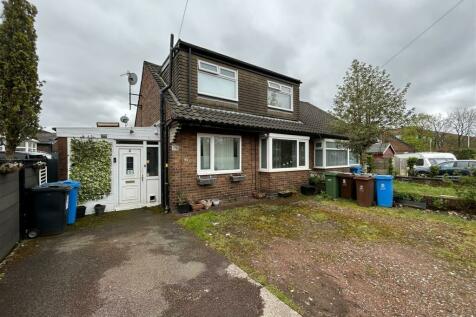 4 bedroom semi-detached bungalow for sale