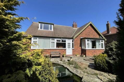 Clarence Avenue, Filey 4 bed bungalow for sale