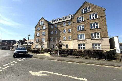 Newton Court, Filey 2 bed apartment for sale