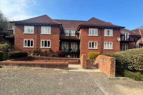 May Lodge, Mountside, Scarborough 1 bed apartment for sale
