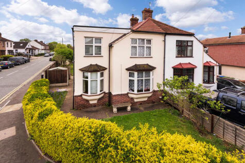 Long Lane, Bexleyheath, DA7 4 bed semi