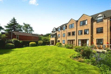 Cliddesden Road, Basingstoke RG21 2 bed flat for sale