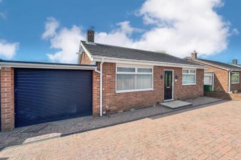 2 bedroom detached bungalow for sale