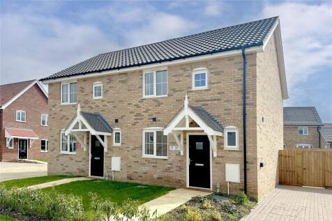 2 bedroom semi-detached house for sale