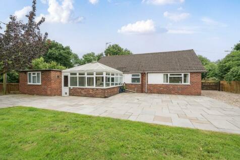 5 bedroom detached bungalow for sale