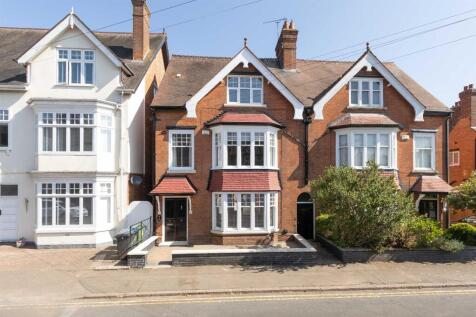6 bedroom semi-detached house for sale