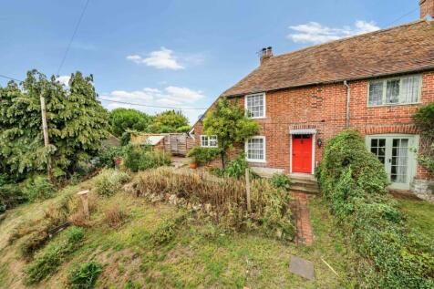 Frith Road, Aldington, Ashford, Kent... 2 bed semi