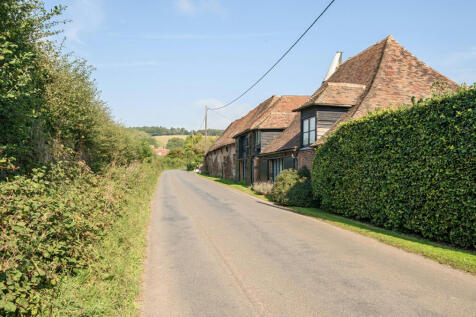 Canterbury Road, East Brabourne... 3 bed terraced house for sale