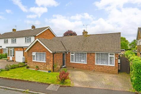 Cherry Tree Road, Charing Heath... 3 bed bungalow for sale