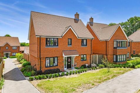 Wellingtonia Close, Willesborough... 4 bed detached house for sale