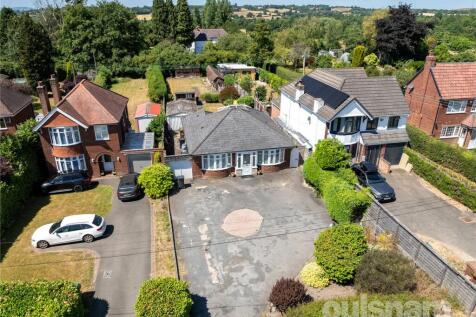 Birmingham Road, Marlbrook... 2 bed bungalow for sale
