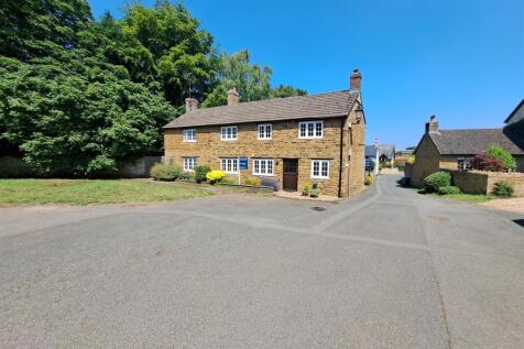 4 bedroom cottage for sale